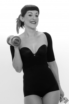 Alyla pinup fitness shoot