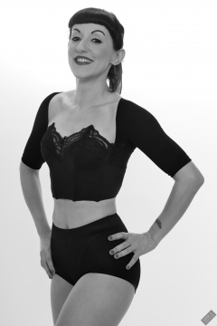 Alyla pinup fitness shoot