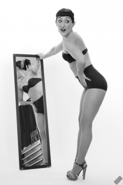 Alyla pinup fitness shoot