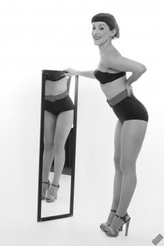 Alyla pinup fitness shoot