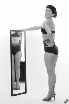 Alyla pinup fitness shoot