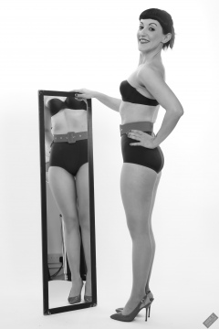 Alyla pinup fitness shoot