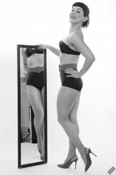 Alyla pinup fitness shoot