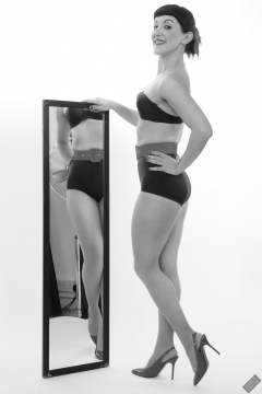 Alyla pinup fitness shoot