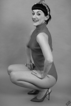 Alyla pinup fitness shoot