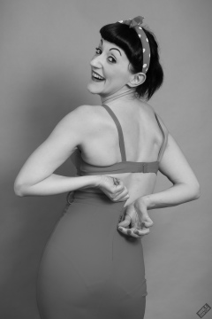 Alyla pinup fitness shoot