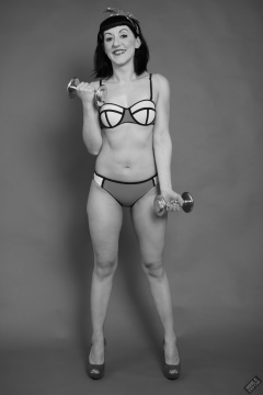 Alyla pinup fitness shoot