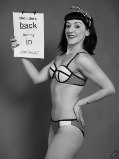 Alyla pinup fitness shoot