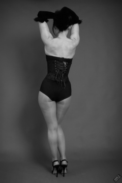 Alyla pinup fitness shoot