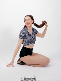 Estalla Rose exercises in vitage t-shirt and girdle Estalla Rose exercises in vitage t-shirt and girdle