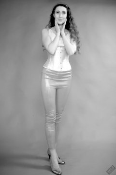 2026-02-07 Estella-Rose infrared shoot