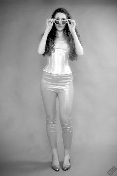 2026-02-07 Estella-Rose infrared shoot