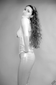 2026-02-07 Estella-Rose infrared shoot