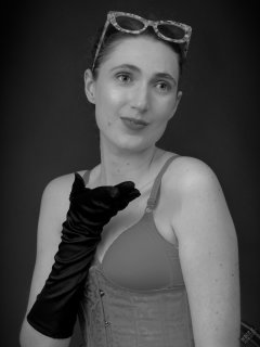 2026-02-07 Estella-Rose matching red bra, under bust corset and control briefs worn as hot pants