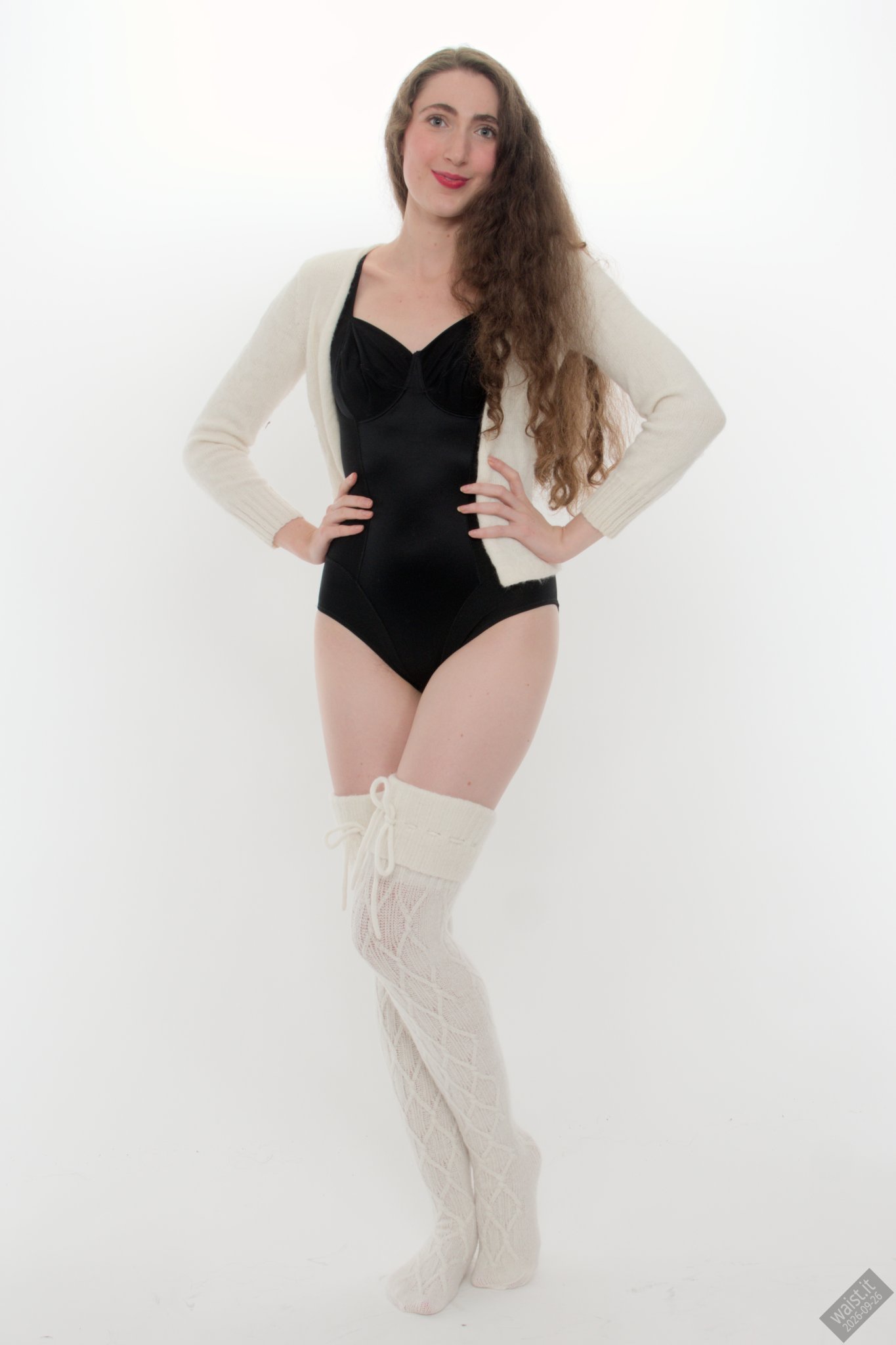 2026-09-26 Estella-Rose duo woollens shoot