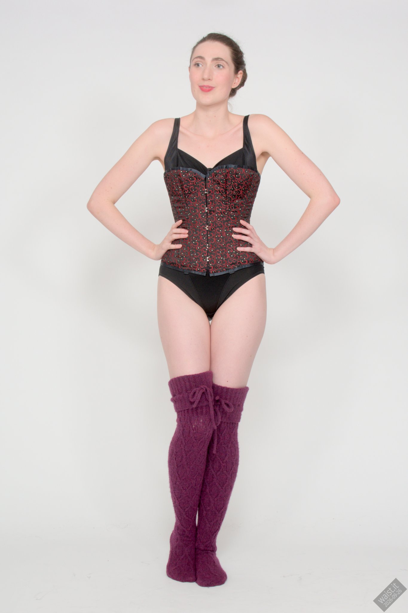 2026-09-26 Estella-Rose in maroon Vollers corset. duo woollens shoot