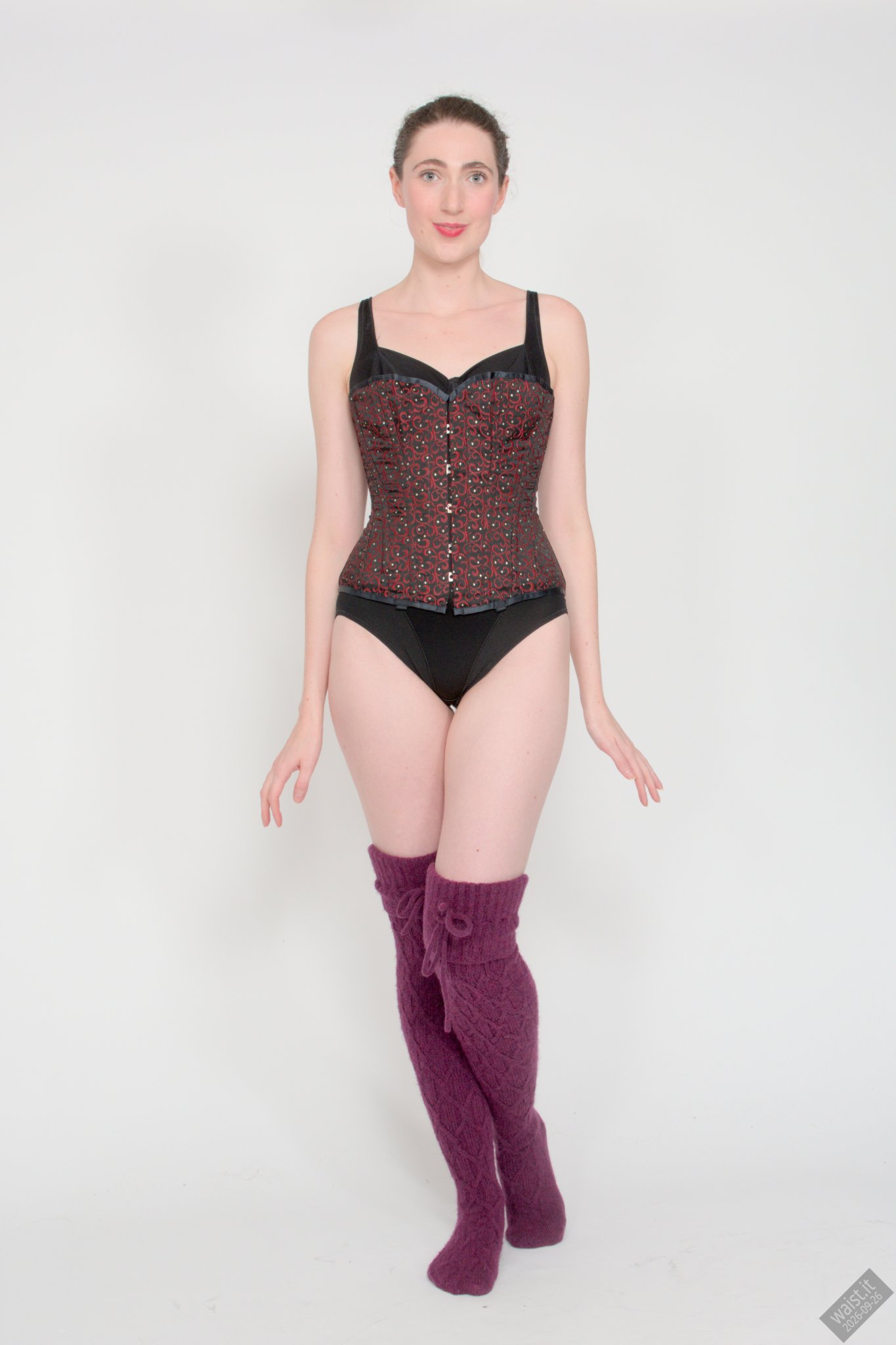 2026-09-26 Estella-Rose in maroon Vollers corset. duo woollens shoot