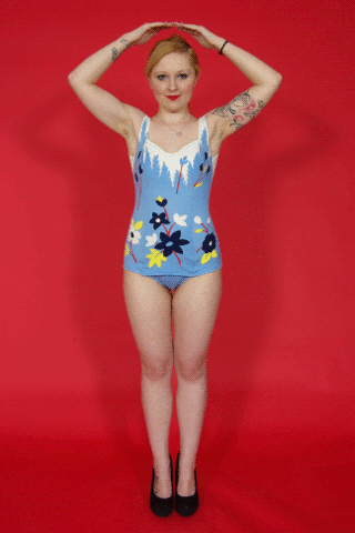 20130518 Crystal swimsuit rotation