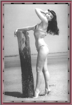 Bettie Page Camera Club 013