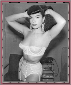 Bettie Page Camera Club 028