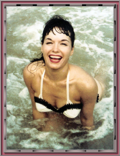 Bettie Page Camera Club 098