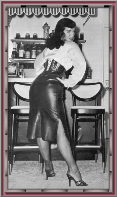 Bettie Page Camera Club 114