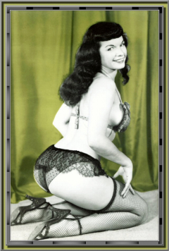 Bettie Page Camera Club 201
