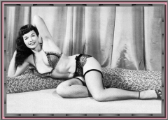 Bettie Page Camera Club 204