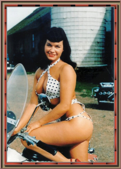 Bettie Page Camera Club 340