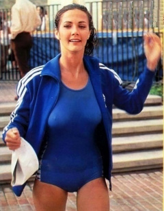 influences: Lynda Carter swimsuit