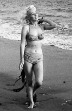 influences: Marilyn Monroe in a bikini