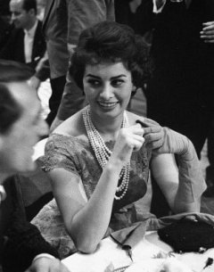 influences: Sophia Loren