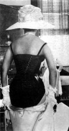 influences: Sophia Loren corset