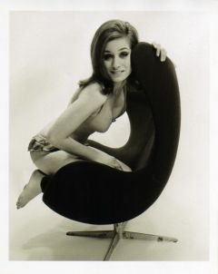 influences - Valerie Leon