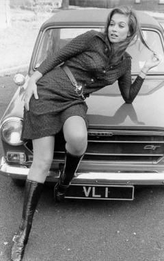 influences - Valerie Leon