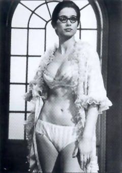 influences - Valerie Leon