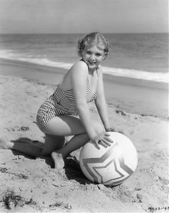 Dorothy Dell