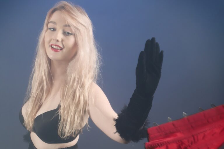 LilyAmber pinup fitness