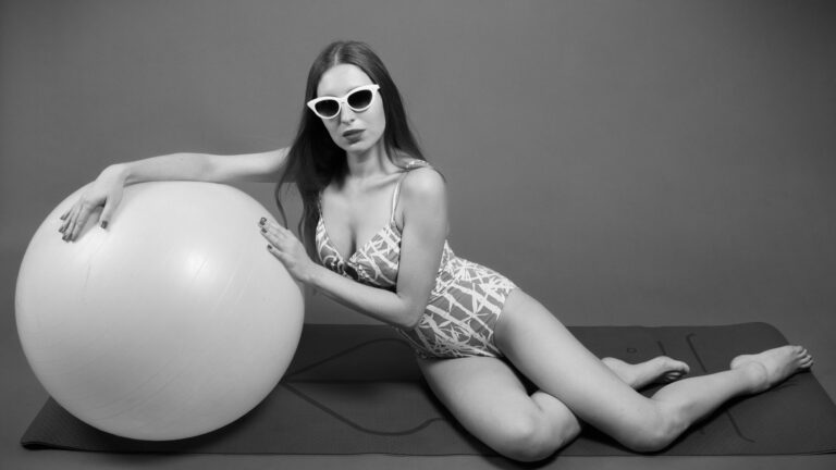 Kaya Lily vintage pinup fitness studio shoot